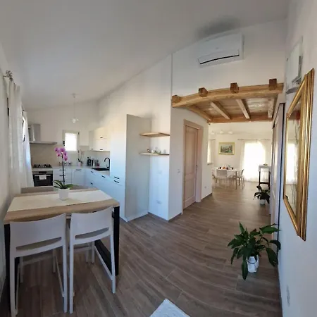Casa Regina Elegante In Centro Apartment Palau