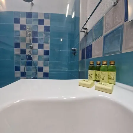 Casa Regina Elegante In Centro! 公寓