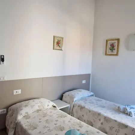 Casa Regina Elegante In Centro! * 帕劳