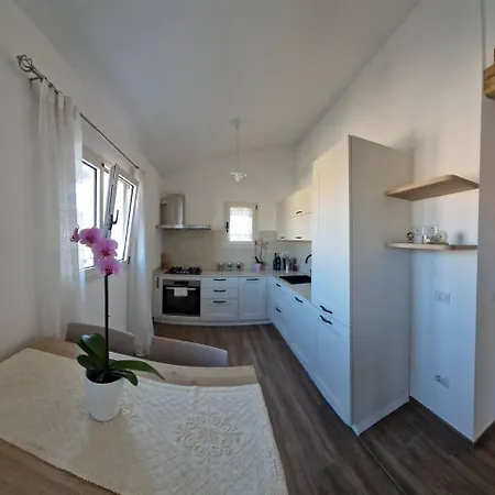 Apartment Casa Regina Elegante In Centro